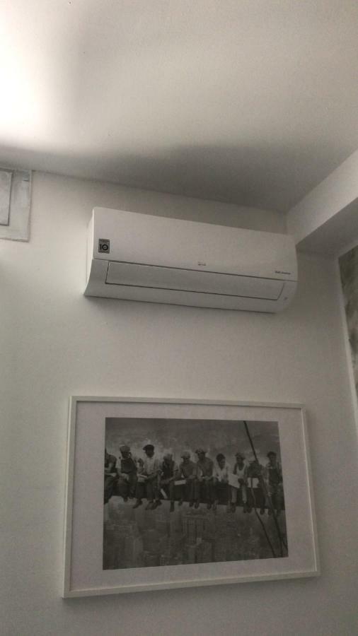Ferienwohnung Accogliente Bilocale Mailand Exterior foto